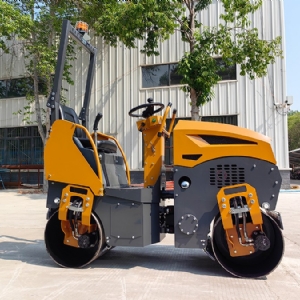 座駕式壓路機(jī)ST1200