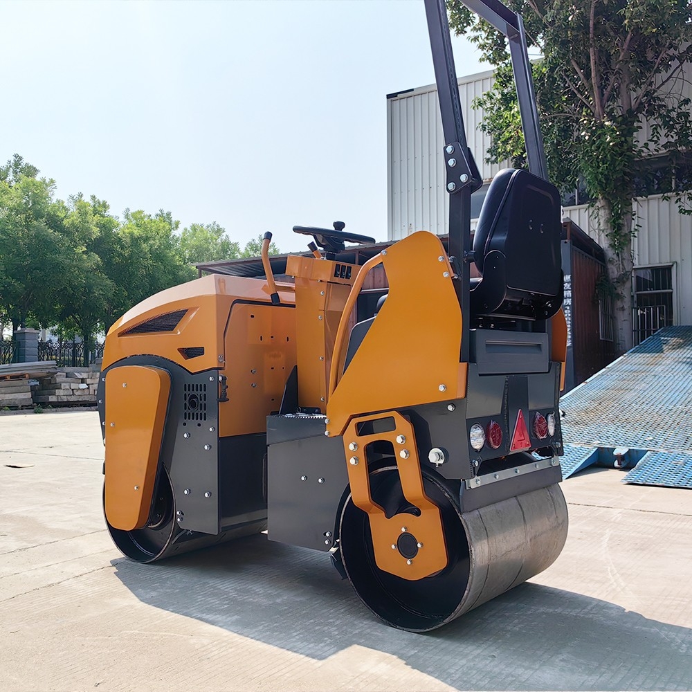 國內的小型壓路機比國外的貴，價格到底差在哪里？